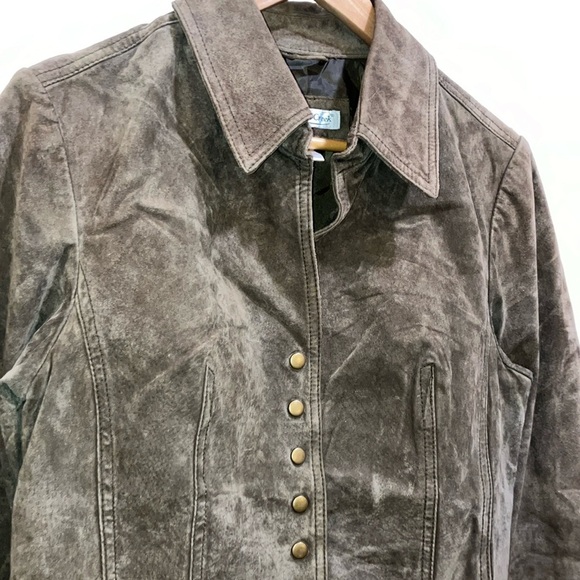 Coldwater Creek Brown suede Leather Jacket with Classic fitted design and snaps - Picture 12 of 16